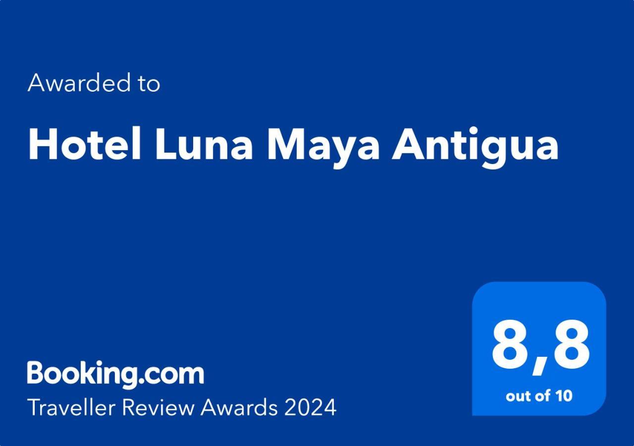 Luna Maya Hotel